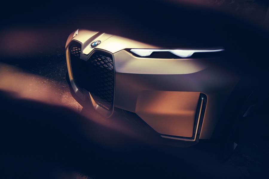 Эскиз BMW Vision iNEXT 2018 года  (фото 59 из 128)